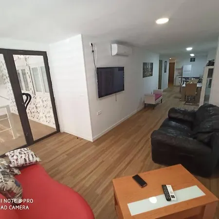 Apartamento Vacacional تورّيفيِخا